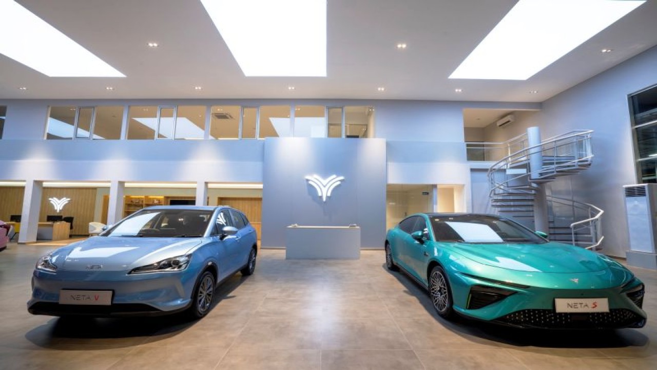 Diler resmi NETA di Kelapa Gading, Jakarta Utara. (ANTARA/HO/NETA)