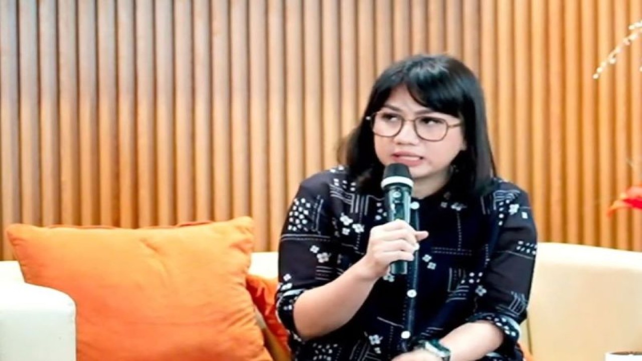 Tangkapan layar Ketua Sub Kelompok Bidang Pemanfaatan Ruang Dinas Cipta Karya, Tata Ruang, dan Pertanahan (DCKTRP) DKI Jakarta Hanna Meiria dalam Webinar Bicara Kota 2023 Series 1: Hunian Layak dan Berkeadilan pada Selasa (31/10/2023)