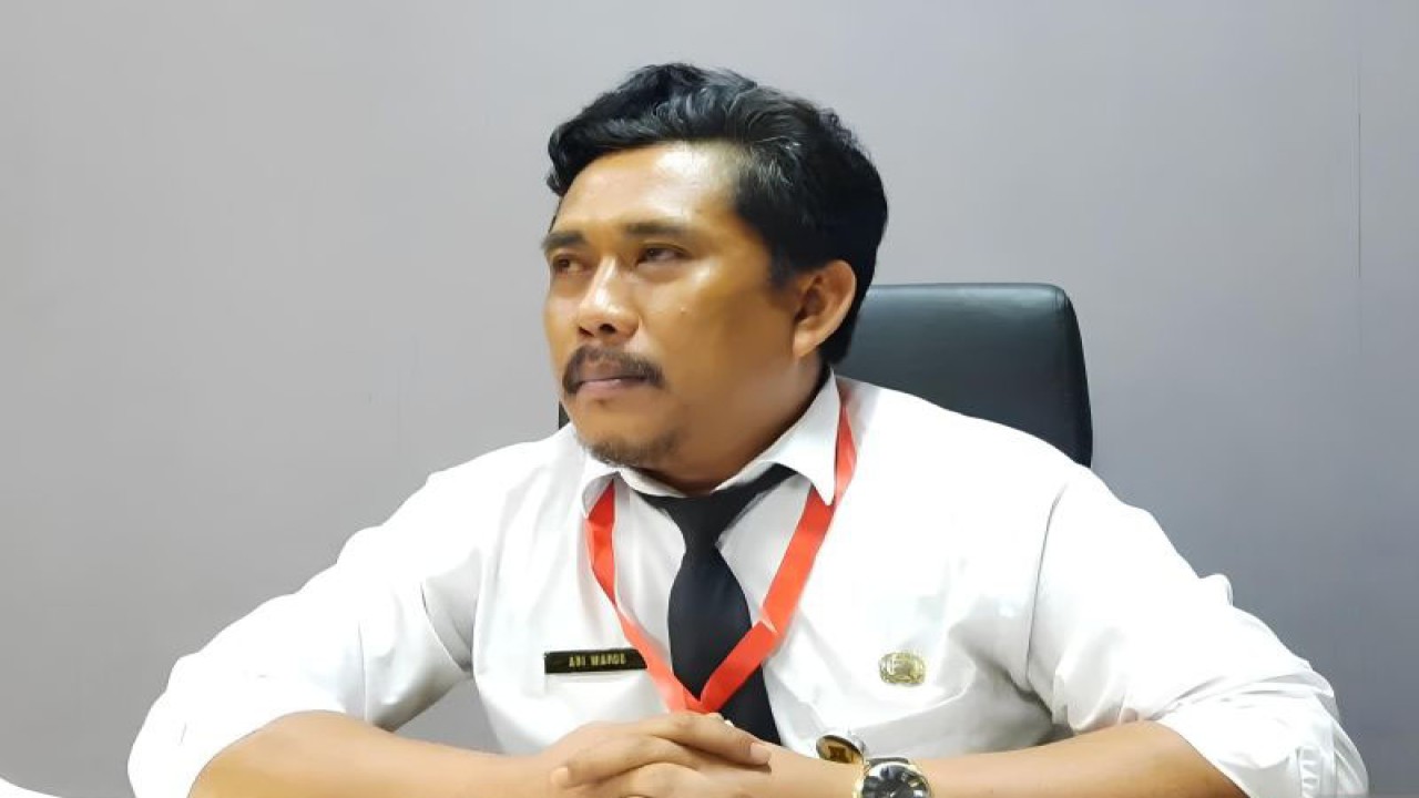 Kepala Bidang Bina Hukum dan Pengendalian Pencemaran dan Kerusakan Lingkungan (PPKL) DLHK Kabupaten Tangerang Ari Marogo. (ANTARA/Azmi)