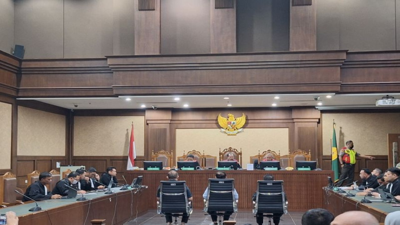 Suasana sidang putusan kasus korupsi pengadaan infrastruktur BTS 4G di Pengadilan Tipikor Jakarta pada Pengadilan Negeri Jakarta Pusat, Rabu (8/11/2023). ANTARA/Fianda Sjofjan Rassat