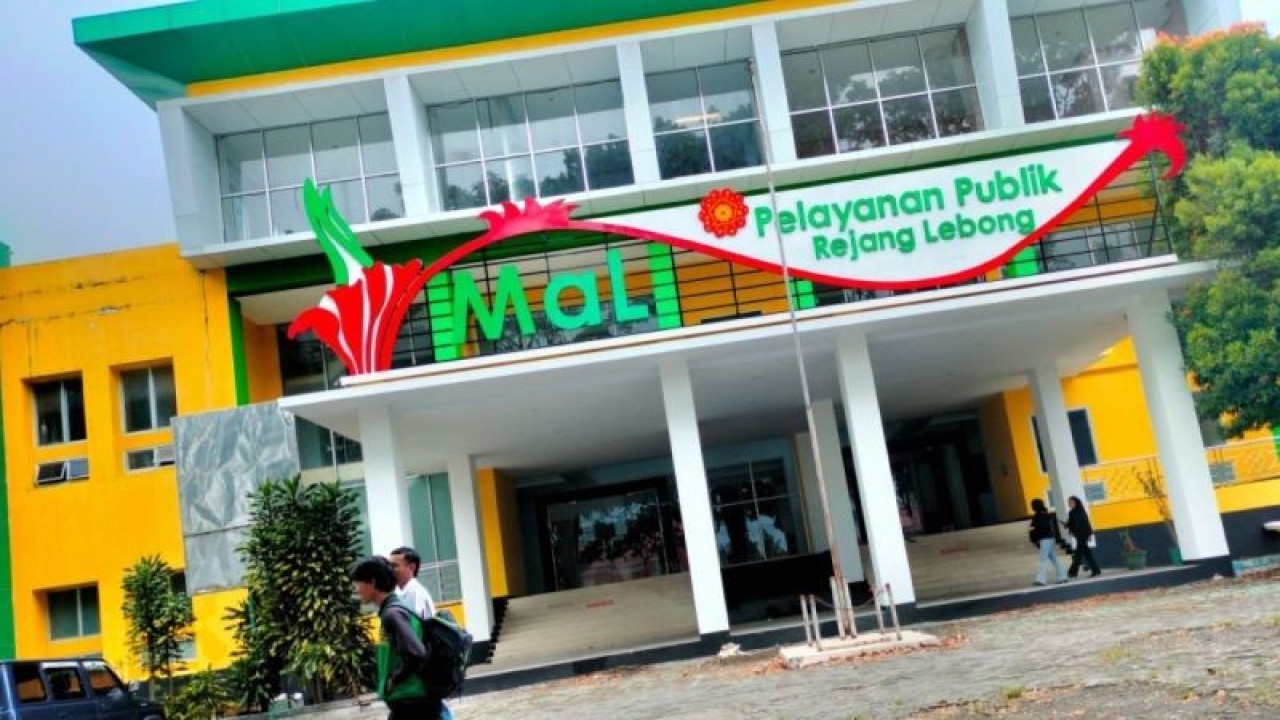 Gedung Mal Pelayanan Publik (MPP) Kabupaten Rejang Lebong yang berada di Kelurahan Dwi Tunggal Curup. ANTARA/Nur Muhamad