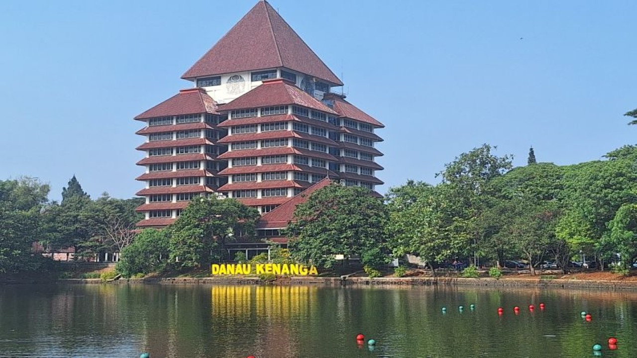 Gesung Rektorat UI (ANTARA/ Foto: Humas UI)