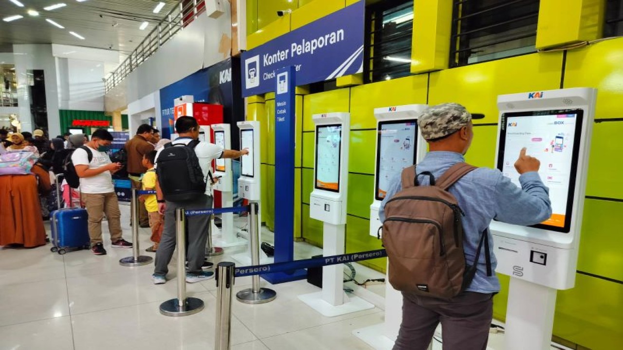 Ilustrasi-Penumpang kereta api. ANTARA/HO-KAI