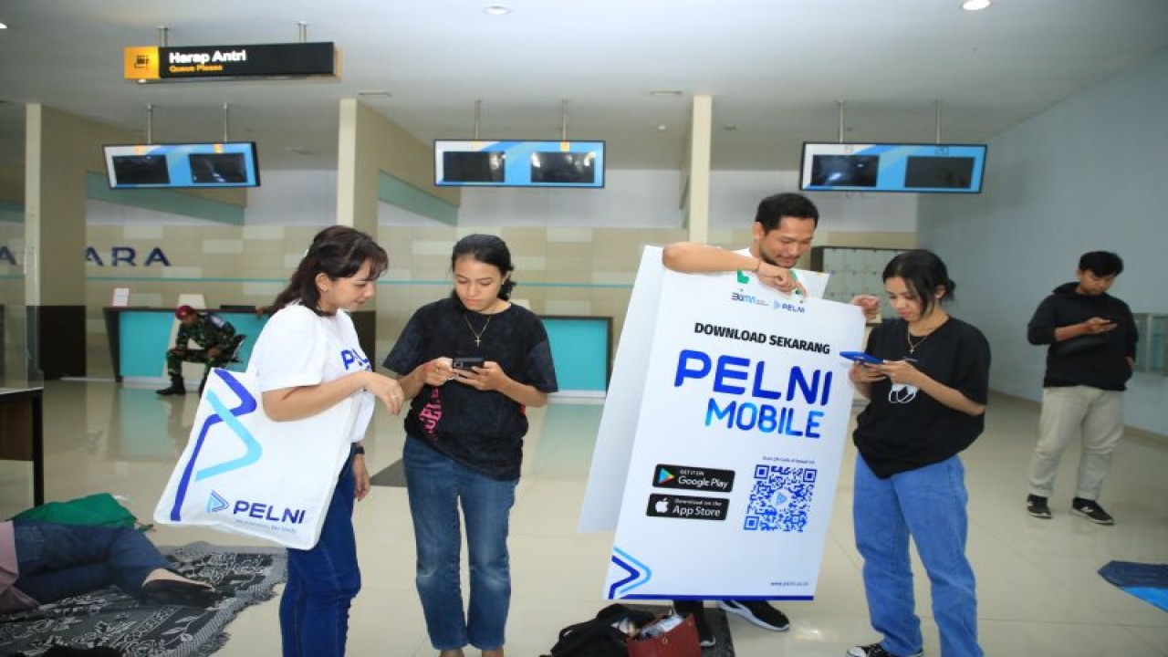 Ilustrasi reservasi tiket menggunakan PELNI Mobile Apps. (ANTARA/HO-PELNI)