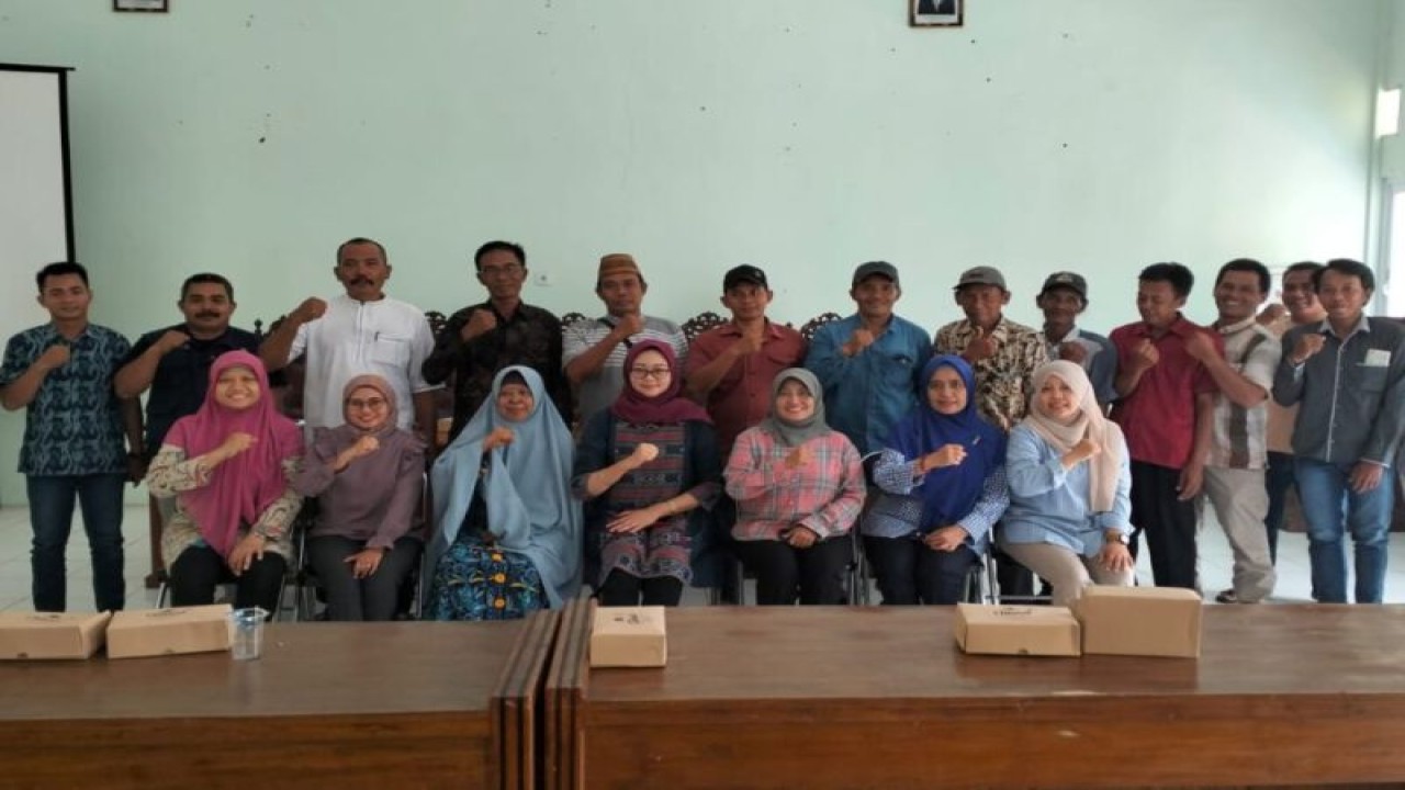 Para Peserta Pelatihan Inovasi Pengembangan Varietas Tembakau Unggul Lokal di Kabupaten Probolinggo (ANTARA/HO-Diskominfo Kabupaten Probolinggo)