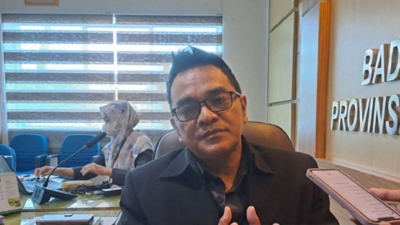 Kepala BPS Provinsi Kepulauan Babel Toto Haryanto Silitonga. ANTARA/Aprionis