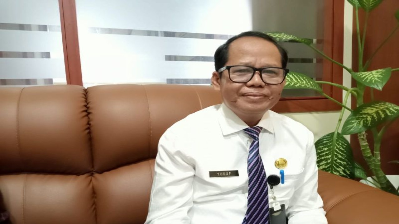 Kepala Disdik Kota Mataram Yusuf (ANTARA/Nirkomala)