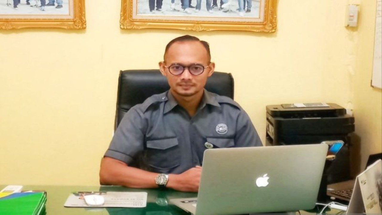 Kepala Kantor Cabang BPJS Ketenagakerjaan Kapuas Hulu Nanda Shidiq Saputra. (ANTARA/Teofilusianto Timotius)