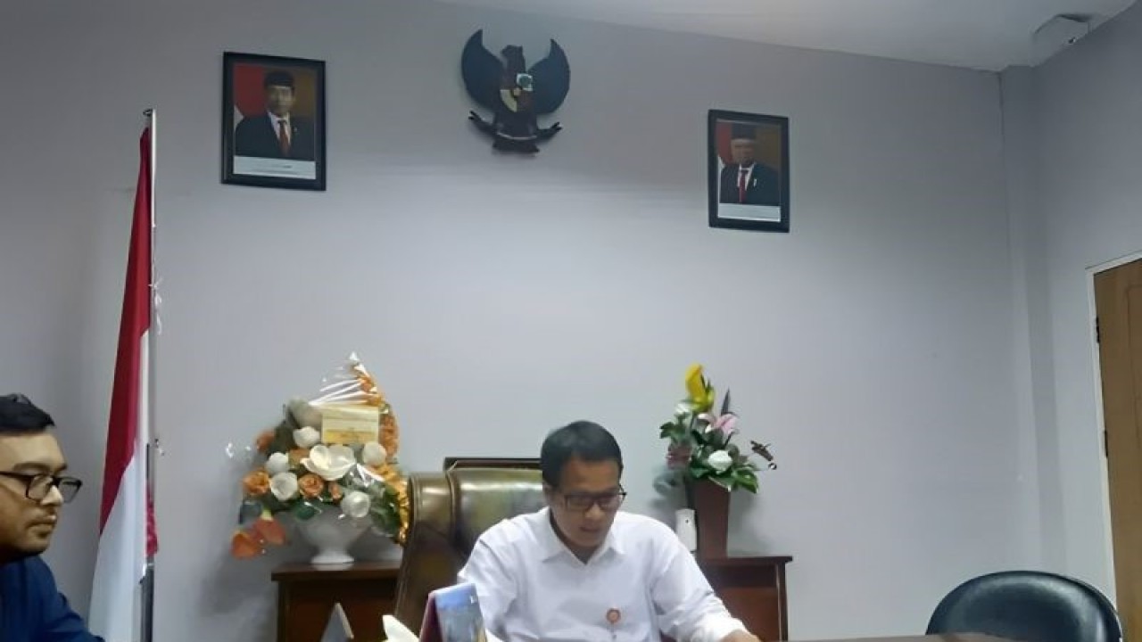 Kepala OJK Sulteng Triyono Raharjo. ANTARA/Nur Amalia Amir