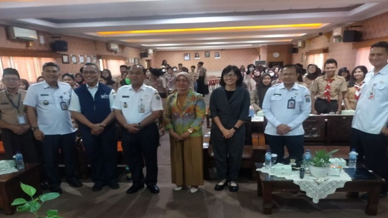 Komisi Penyiaran Indonesia Daerah (KPID) DKI Jakarta melakukan kegiatan bertajuk "Gebyar Literasi: Edukasi Pemirsa Cerdas" di SMA Negeri 78 Jakarta, Palmerah, Jakarta Barat, Rabu (15/11/2023). ANTARA/HO-KPID