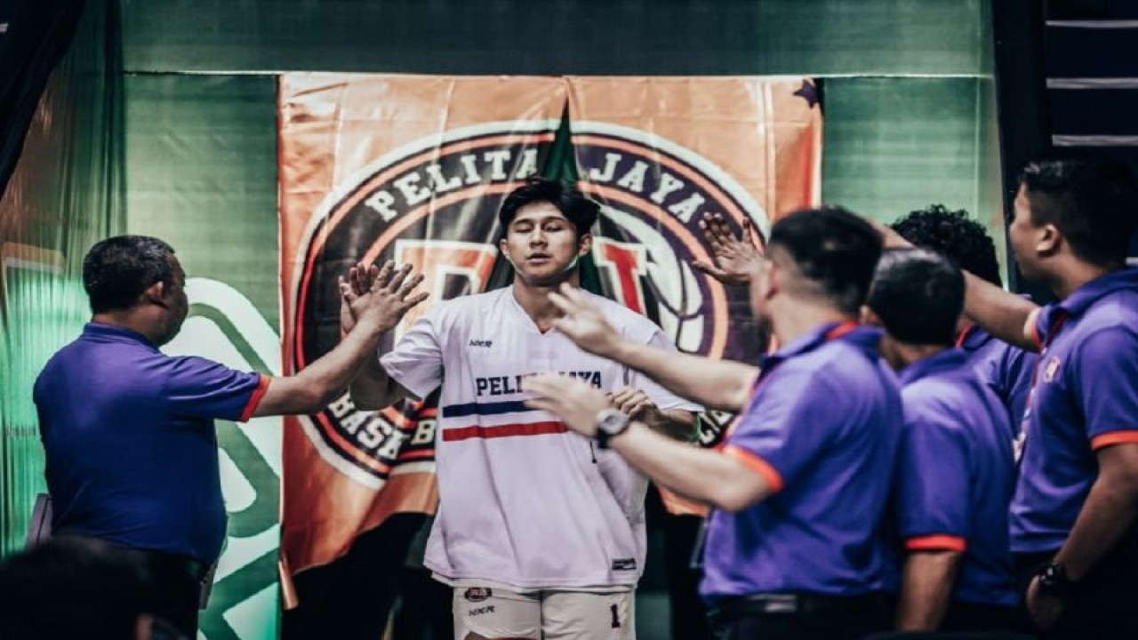 Pemain Pelita Jaya Bakrie Jakarta M Arighi Hadran Noor. ANTARA/HO-IBL
