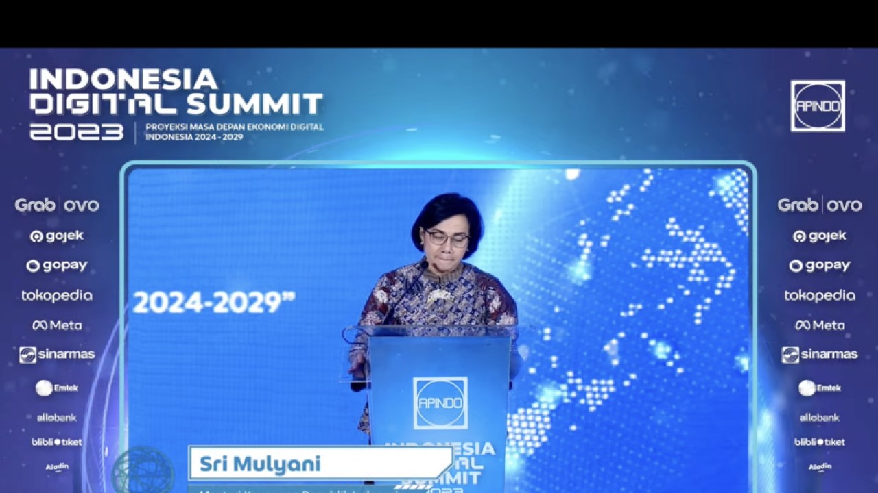 Tangkapan layar - Menteri Keuangan Sri Mulyani memberikan kata sambutan saat kegiatan Indonesia Digital Summit 2023 yang dipantau secara virtual di Jakarta, Selasa (28/11/2023). (ANTARA/Imamatul Silfia)