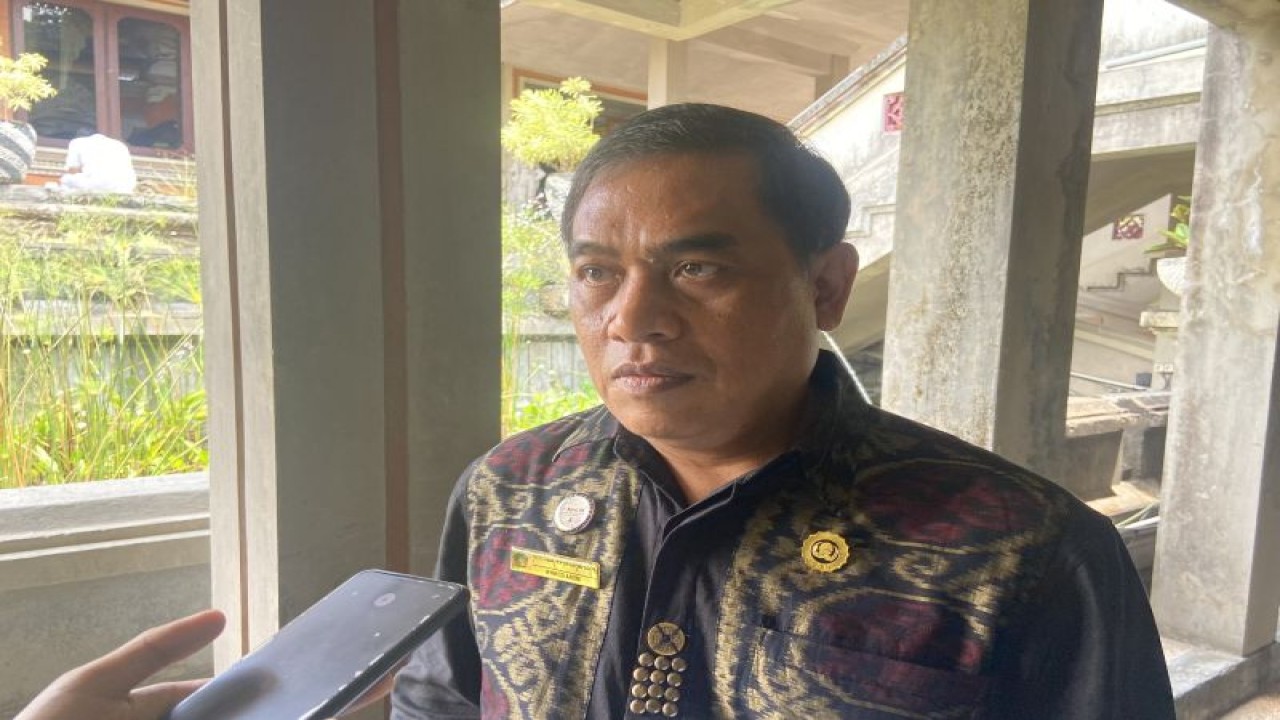 Dokumentasi Kepala Dinkes Bali I Nyoman Gede Anom saat diwawancara di Denpasar. ANTARA/Ni Putu Putri Muliantari