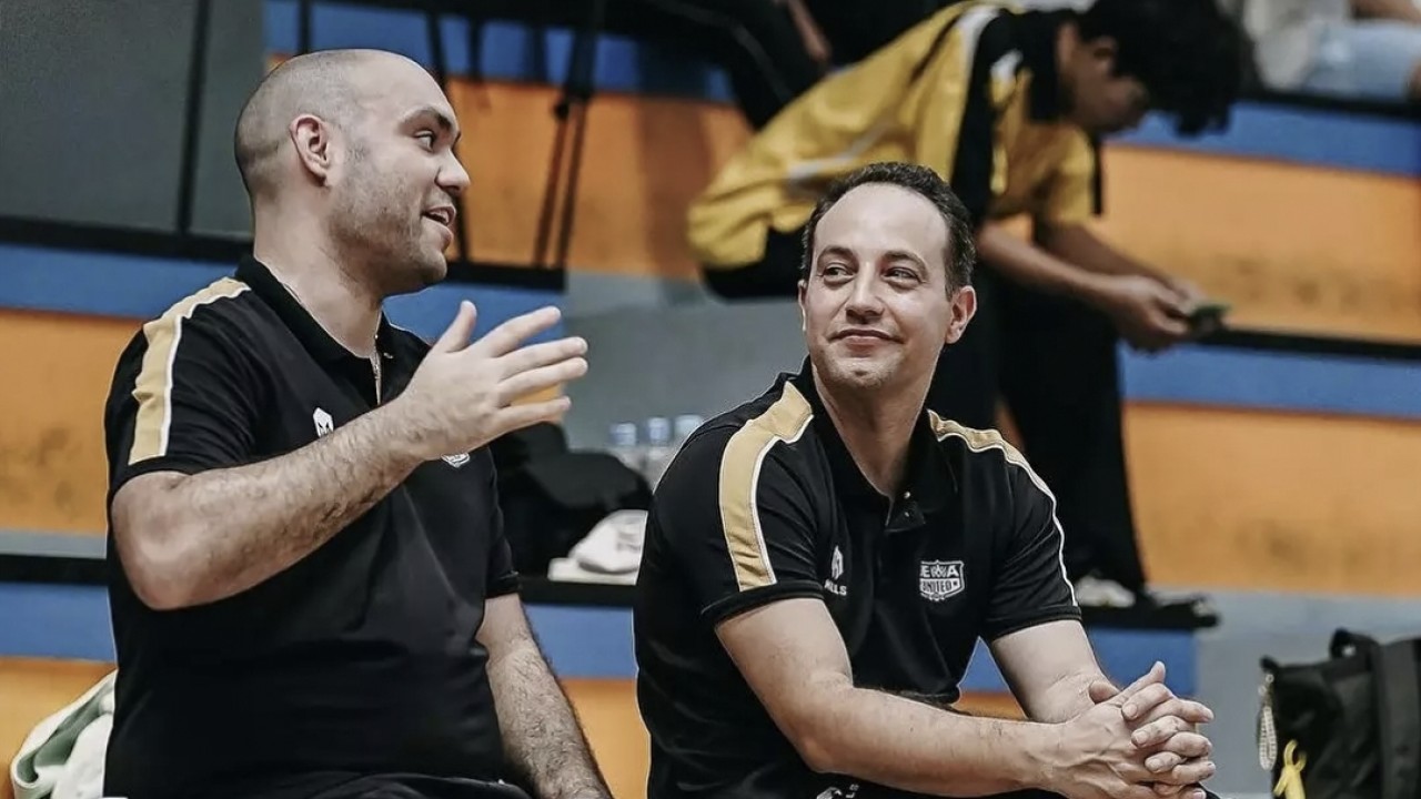 Pelatih Dewa United Basketball