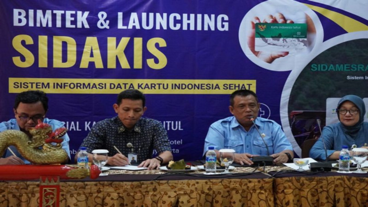 Bimbingan Teknis dan Peluncuran Aplikasi Sistem Informasi Data Kartu Indonesia Sehat di Kabupaten Bantul, Daerah Istimewa Yogyakarta. Selasa (14/11/2023) (ANTARA/HO-Kominfo Pemkab Bantul)