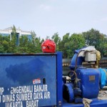 Pemkot Jakbar : Sampah di badan air hambat kinerja pompa-1699260882
