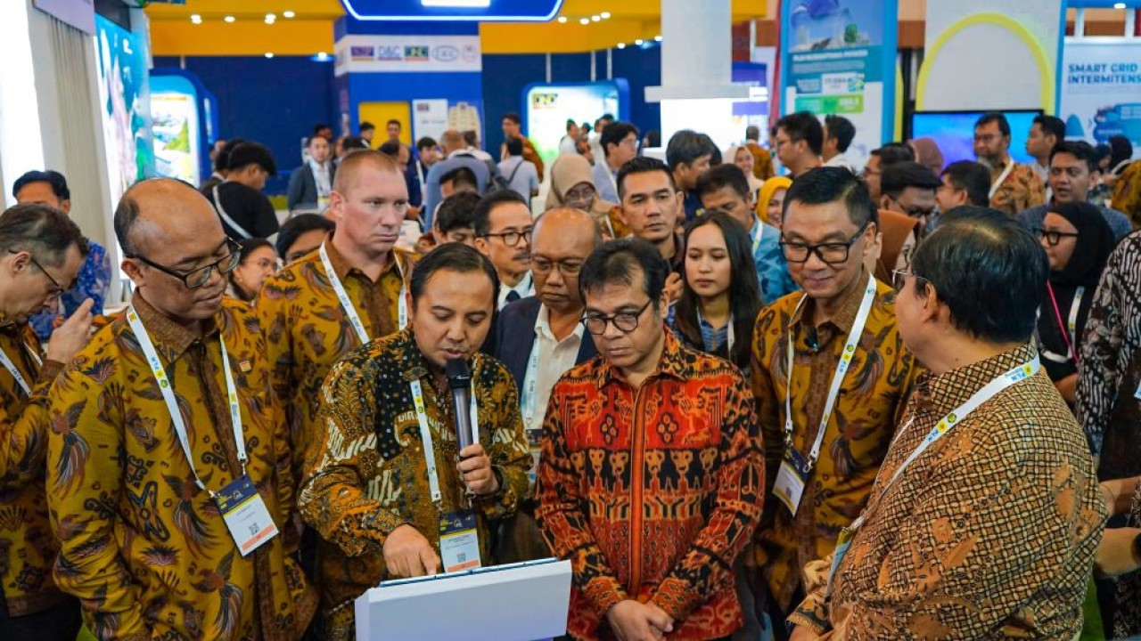 PLN Icon Plus turut ambil bagian dalam ajang ENLIT Asia 2023 dengan menampilkan produk layanan solusi energi cerdas yang inovatif. (Istimewa)