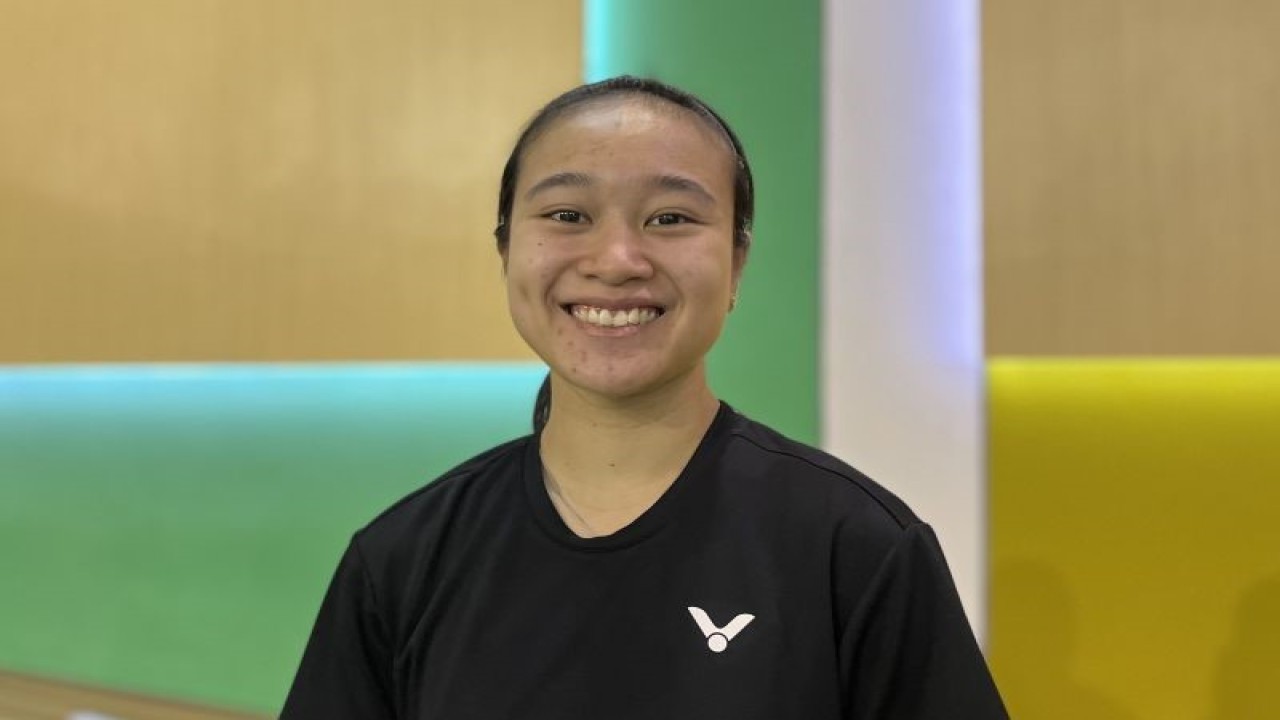 Atlet ganda campuran Indonesia Lisa Ayu Kusumawati saat ditemui wartawan di Pelatnas PP PBSI Cipayung, Jakarta Timur, Rabu (8/11/2023). (ANTARA/Arnidhya Nur Zhafira)