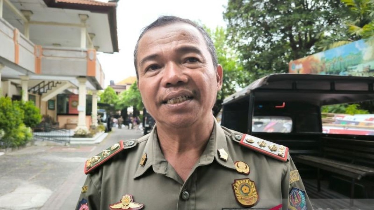 Kepala Bidang Ketertiban Umum dan Ketenteraman Masyarakat Satpol PP Denpasar I Nyoman Sudarsana, di Denpasar, Senin (27/11/2023). ANTARA/Ni Luh Rhismawati.