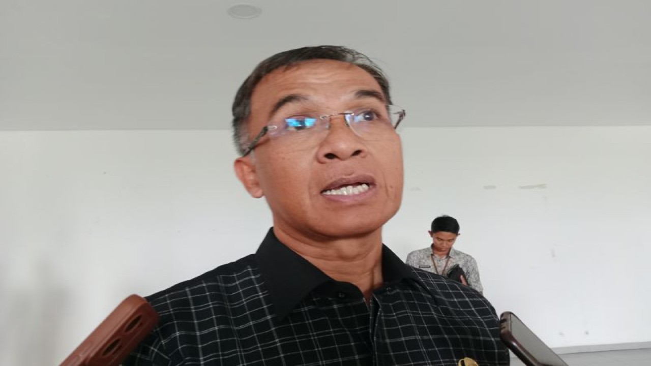 Sekda Lombok Tengah, Provinsi Nusa Tenggara Barat, Lalu Firman Wijaya (ANTARA/Akhyar Rosidi)