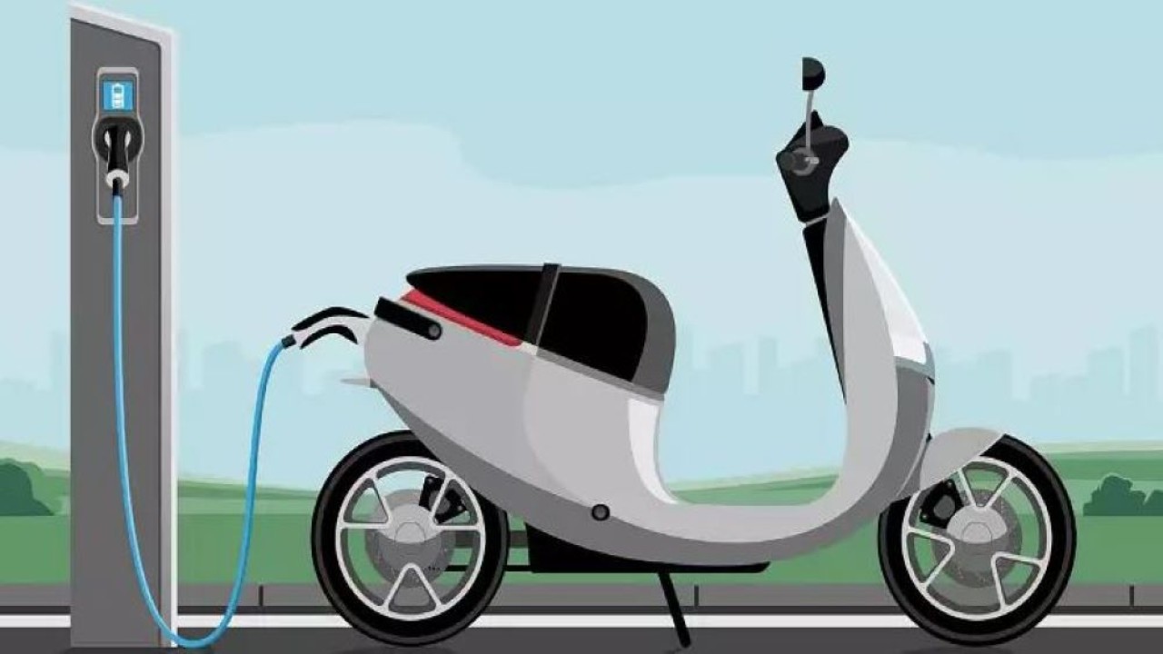 Ilustrasi. Sepeda motor listrik. (ET Auto)