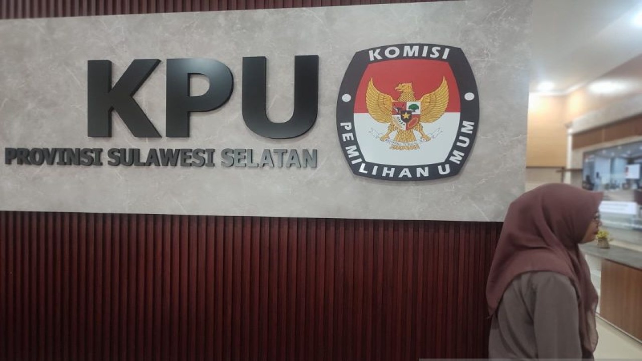 Suasana Kantor Komisi Pemilihan Umum (KPU) Povinsi Sulawesi Selatan, ANTARA/Darwin Fatir.