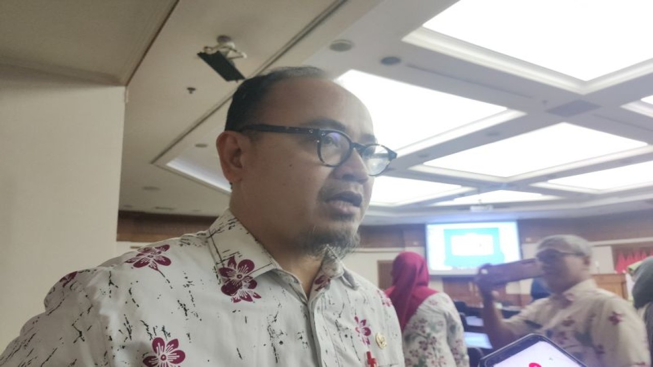 Kepala Suku Dinas Kesehatan (Sudinkes) Jakarta Barat, Erizon Safari. ANTARA/Risky Syukur