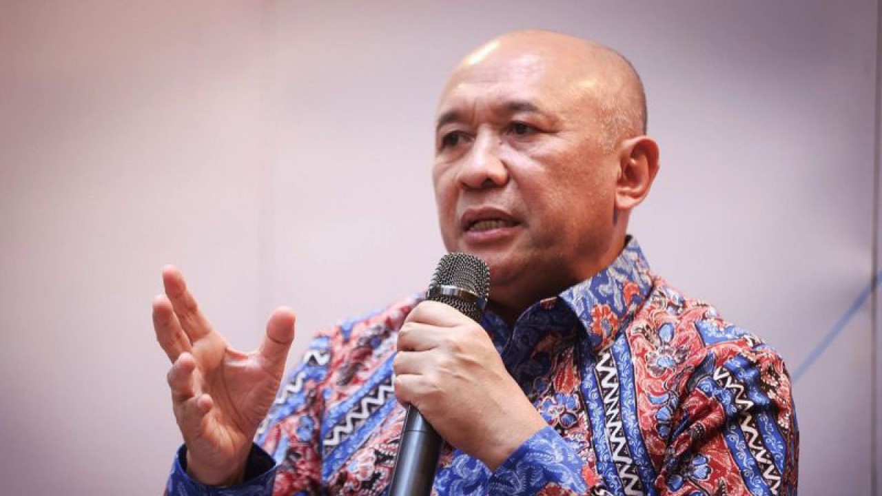 MenKopUKM Teten Masduki dalam acara Omnichannel Trends Meeting The Modern Shopper's Preference yang diselenggarakan GDP Venture di Jakarta, Selasa (24/10/2023). ANTARA/HO-KemenKopUKM/aa.