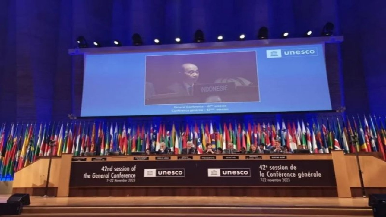 Bahasa Indonesia berhasil ditetapkan menjadi bahasa resmi pada Konferensi Umum UNESCO di Paris, Prancis, pada hari ini, Senin (20/11/2023). ANTARA/HO-UNESCO