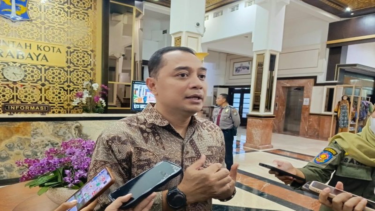 Wali Kota Surabaya Eri Cahyadi (ANTARA/HO-Diskominfo Surabaya)
