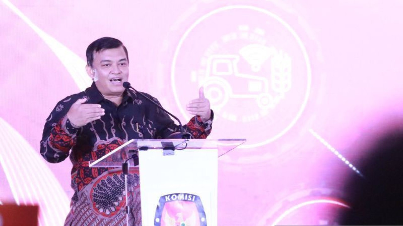 Kepala Badan Pembinaan Hukum Nasional (BPHN) Widodo Ekatjahjana menjadi pembicara kunci pada Rapat Koordinasi Pengelola JDIH dan Pemberian Anugerah JDIH KPU Tahun 2023, di Jakarta, Kamis (9/11/2023). (ANTARA/HO-BPHN)