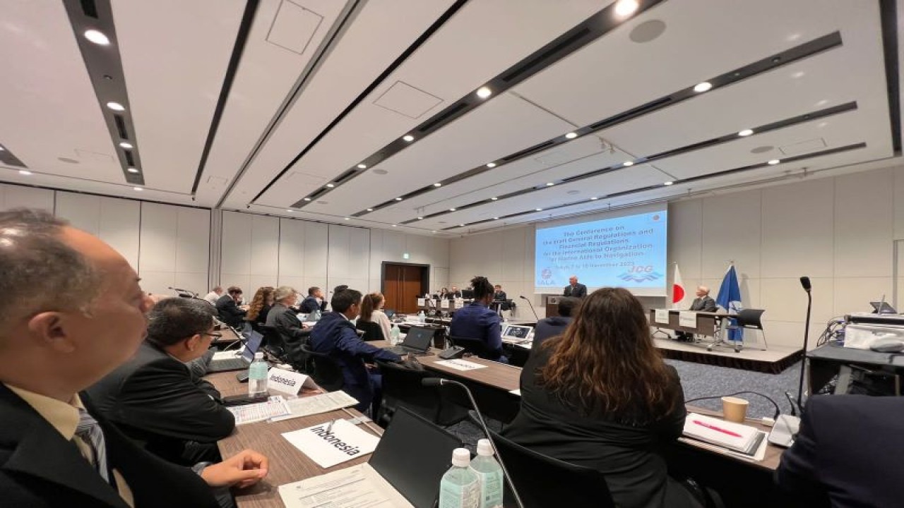 Delegasi Indonesia menghadiri kegiatan "world wide academy" tentang "safety of navigation" yang diselenggarakan oleh IALA-AISM di Tokyo, Jepang. ANTARA/HO-Ditjen Perhubungan Laut