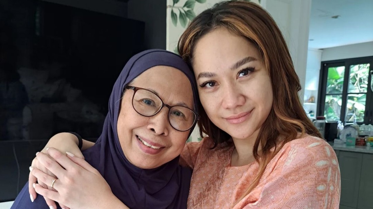 Bunga Citra Lestari dan Ibunda Ashraf Sinclair/Instagram