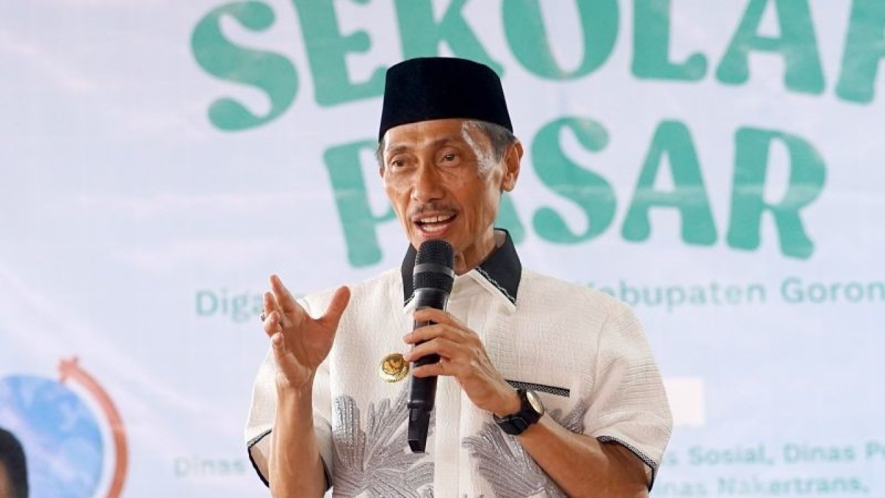 Bupati Gorontalo Nelson Pomalingo. ANTARA/Adiwinata Solihin
