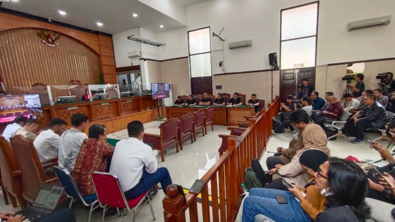 Suasana sidang putusan Praperadilan Firli Bahuri di Pengadilan Negeri Jakarta Selatan, Jakarta, Selasa (19/12/2023). ANTARA FOTO/Bayu Pratama Syahputra.