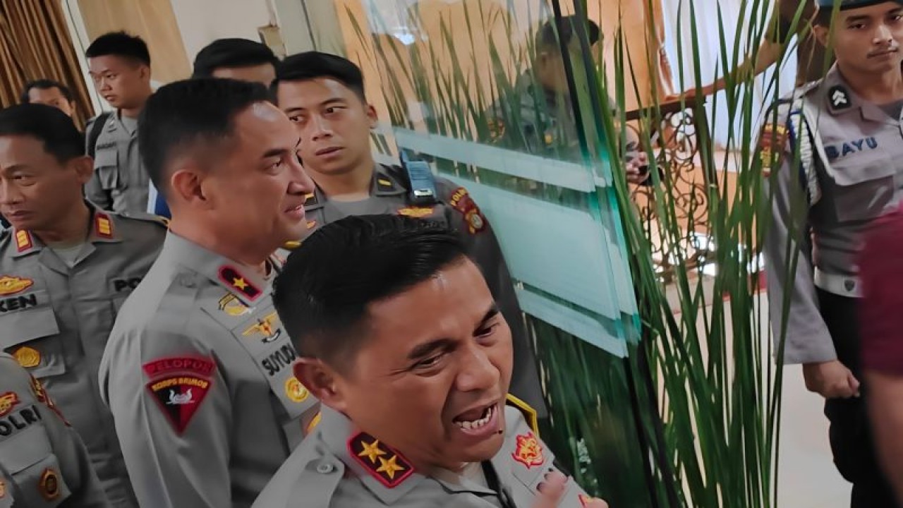 Kapolda Metro Jaya Irjen Pol Karyoto saat ditemui di Balai Polda Metro Jaya, Kamis (28/12/2023). ANTARA/Ilham Kausar