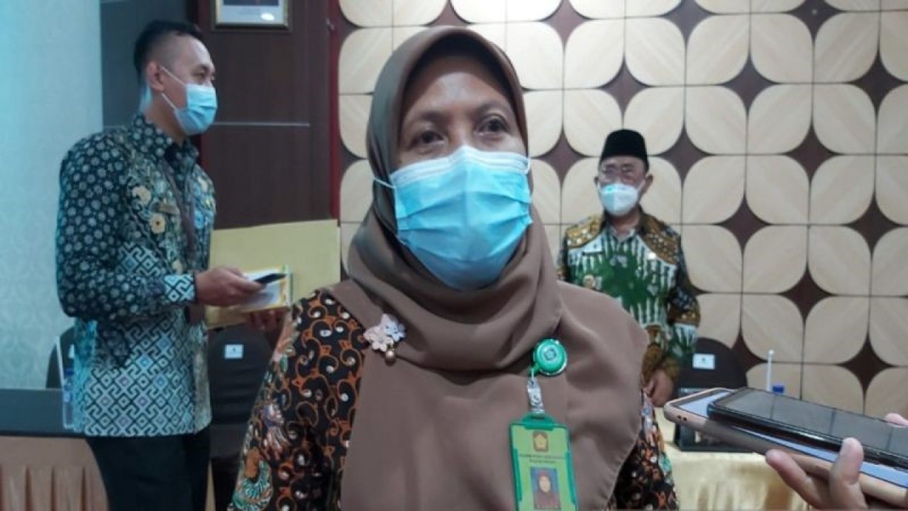 Kepala Dinas Kesehatan Kulon Progo Sri Budi Utami. (ANTARA/Sutarmi)