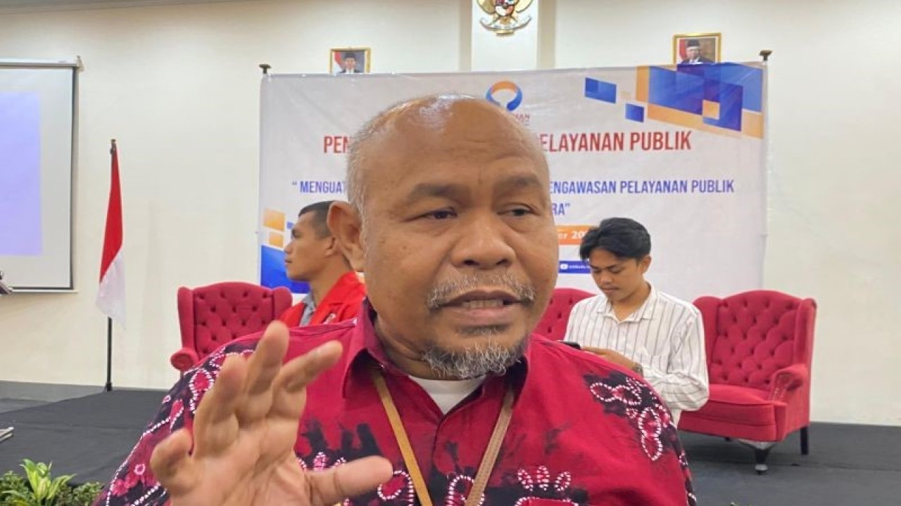 Kepala Ombudsman RI Perwakilan Sultra Mastri Susilo. (Antara/La Ode Muh Deden Saputra)