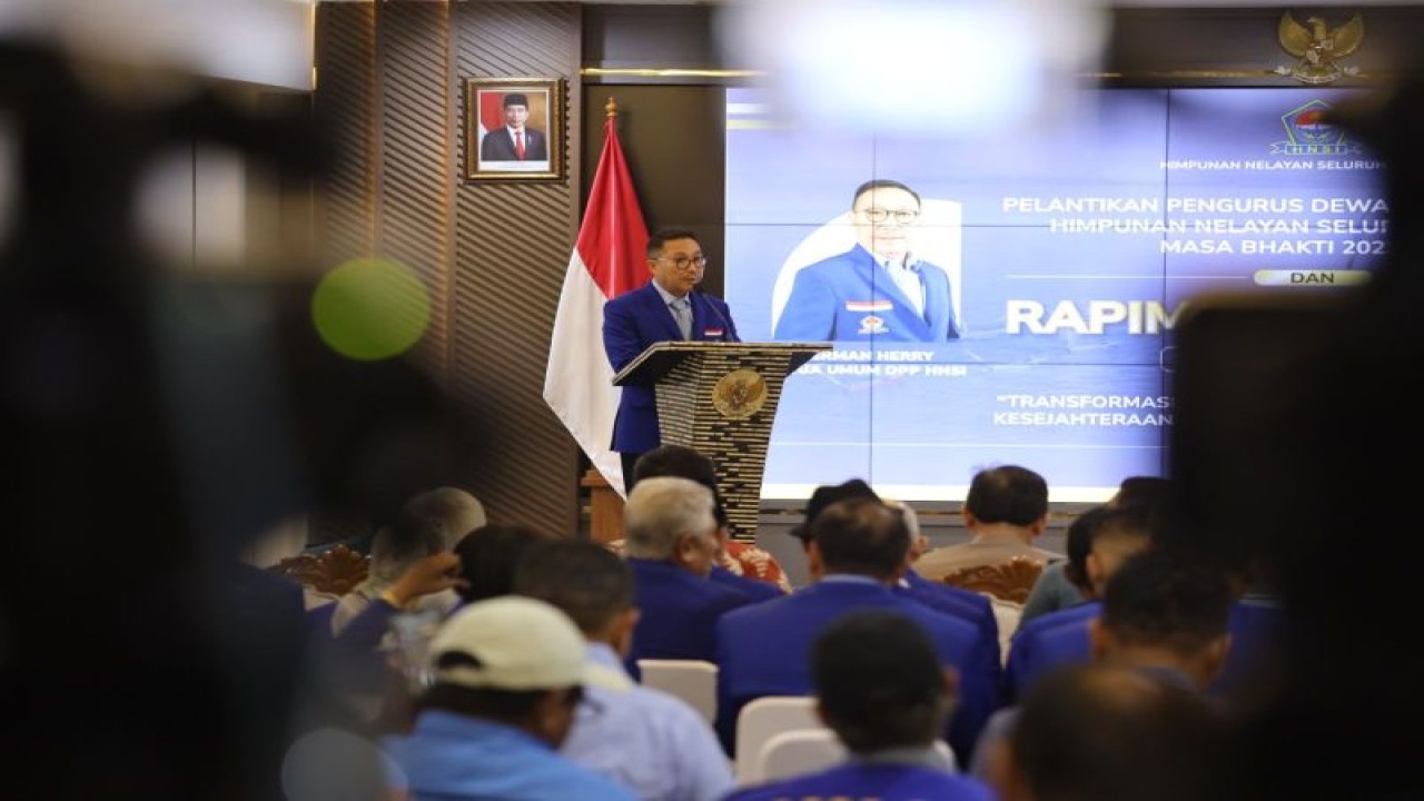 Ketua Umum Himpunan Nelayan Seluruh Indonesia (HNSI) Herman Herry (ANTARA/HO-HNSI)