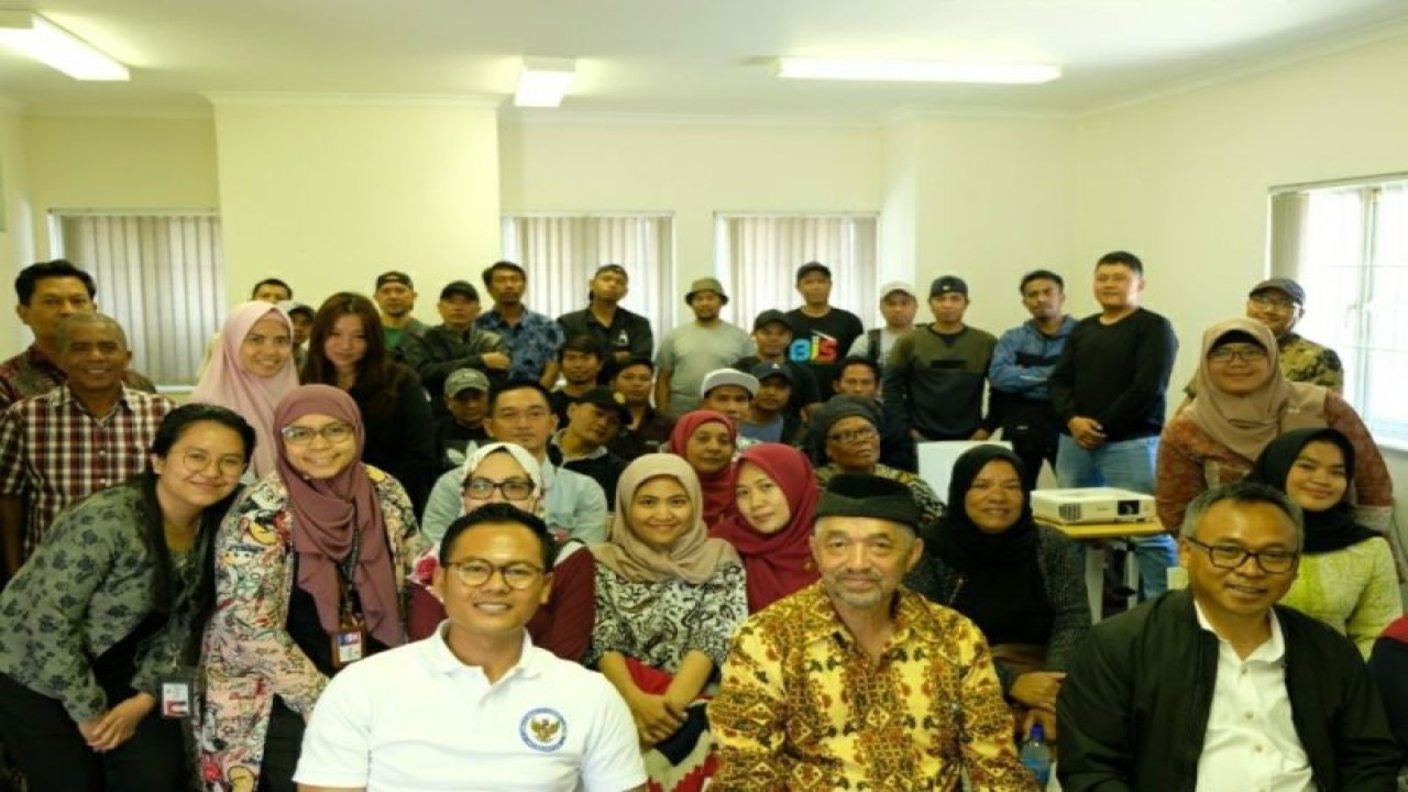 Konsulat Jenderal RI (KJRI) di Cape Town, Afrika Selatan, mengadakan kegiatan peningkatan pemahaman dan kemampuan anak buah kapal (ABK) WNI pada Minggu (10/12/2023) . (ANTARA/HO-KJRI Cape Town)