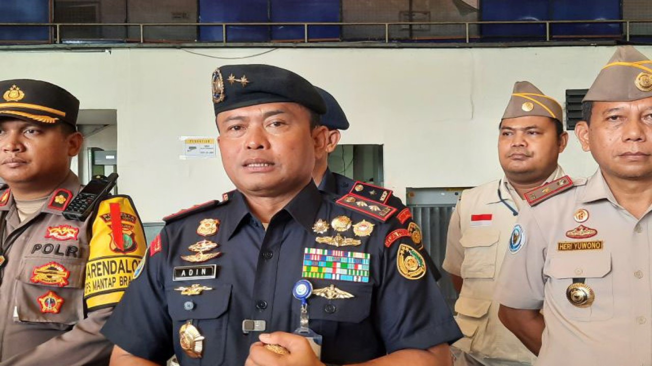 Direktur Jenderal Pengawasan Sumber Daya Kelautan dan Perikanan Kementerian Kelautan dan Perikanan Laksda TNI Adin Nurawaluddin, di Tangerang, Senin (4/12/2023). ANTARA/Azmi SM.