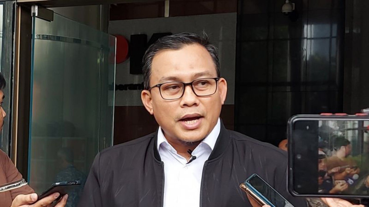 Kepala Bagian Pemeberitaan KPK Ali Fikri. ANTARA/Fianda Sjofjan Rassat