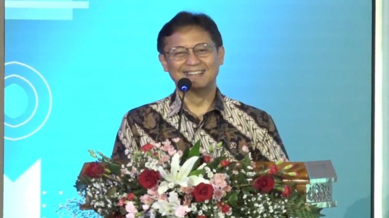 Tangkapan layar - Menkes Budi Gunadi Sadikin dalam peluncuran perangkat ajar kesehatan dalam kurikulum merdeka yang diikuti dalam jaringan di Jakarta, Senin (4/12/2023). (ANTARA/Lintang Budiyanti Prameswari)
