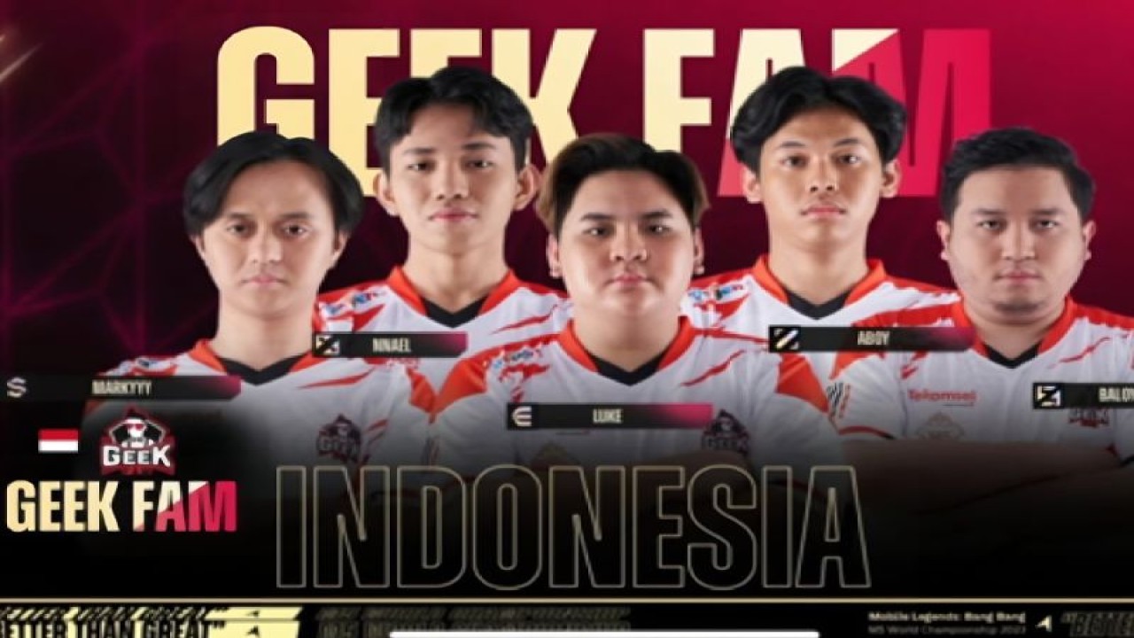 Tangkap layar roster Geek Fam dalam pertandingan fase grup M5 World Championship yang berlangsung di Manila, Filipina, Senin (4/12/2023). (ANTARA/Arindra Meodia/youtube.com/MLBB Esports)