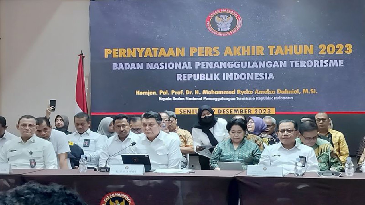 Kepala BNPT RI Komjen Pol. Mohammed Rycko Amelza Dahniel di Kantor BNPT, Sentul, Kabupaten Bogor, Jawa Barat, Jumat (29/12/2023). (ANTARA/M Fikri Setiawan)