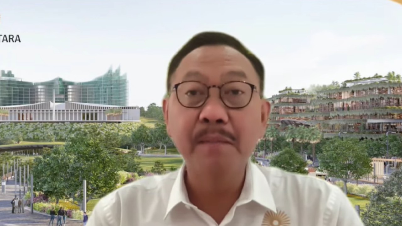 Tangkapan Layar - Kepala Otorita Ibu Kota Nusantara (OIKN) Bambang Susantono dalam Sosialisasi UU Nomor 21 Tahun 2023 yang dipantau secara virtual di Jakarta, Senin (11/12/2023). (ANTARA/Agatha Olivia Victoria)