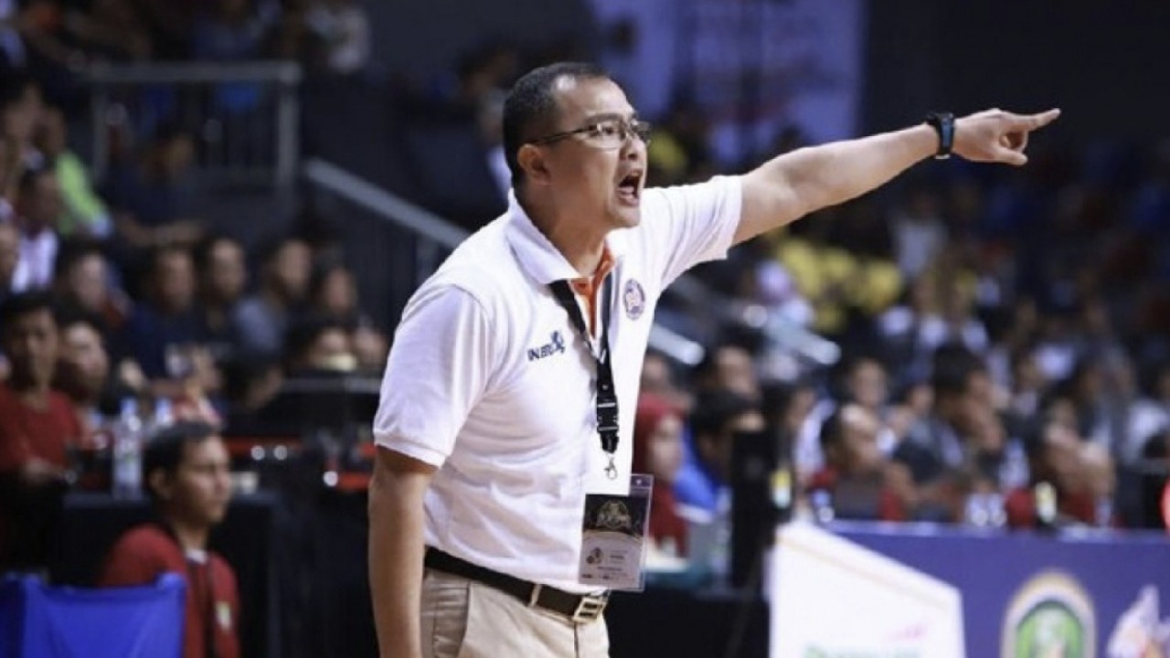 Pelatih Pelita Jaya, Johannis Winar atau yang akrab disapa coach Ahang