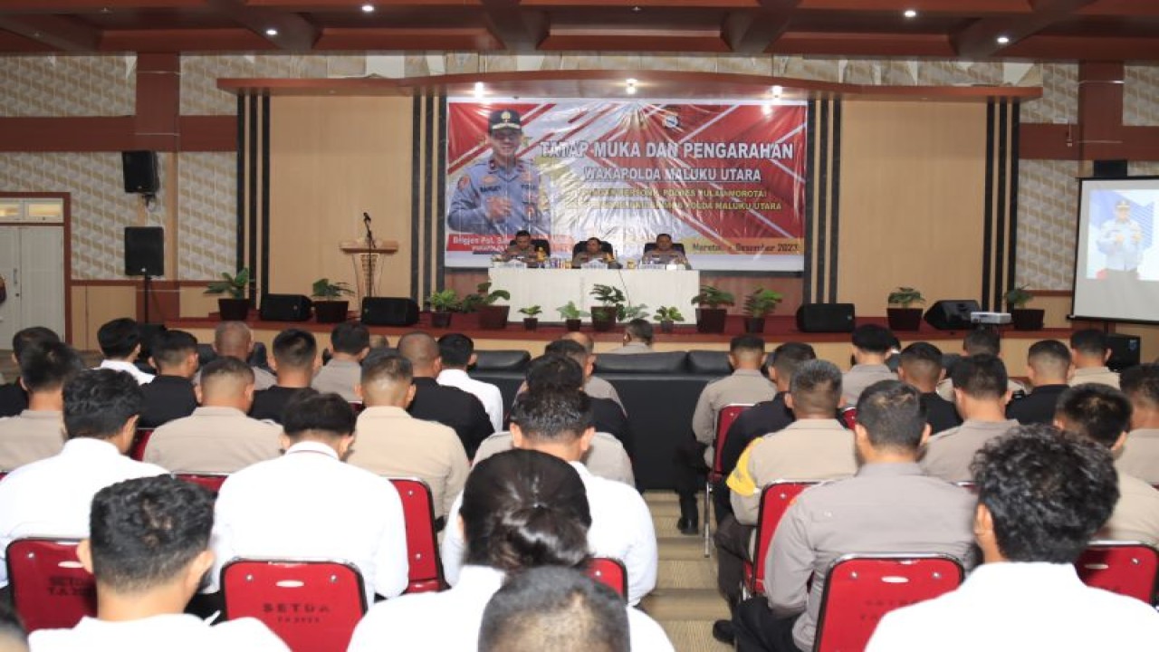 Wakapolda Brigjen Pol Samudi  menekankan netralitas Polri dalam menyongsong Pemilu 2024 saat melaksanakan Kunjungan Kerja (Kunker) ke Polres Pulau Morotai,. ANTARA/Abdul Fatah
