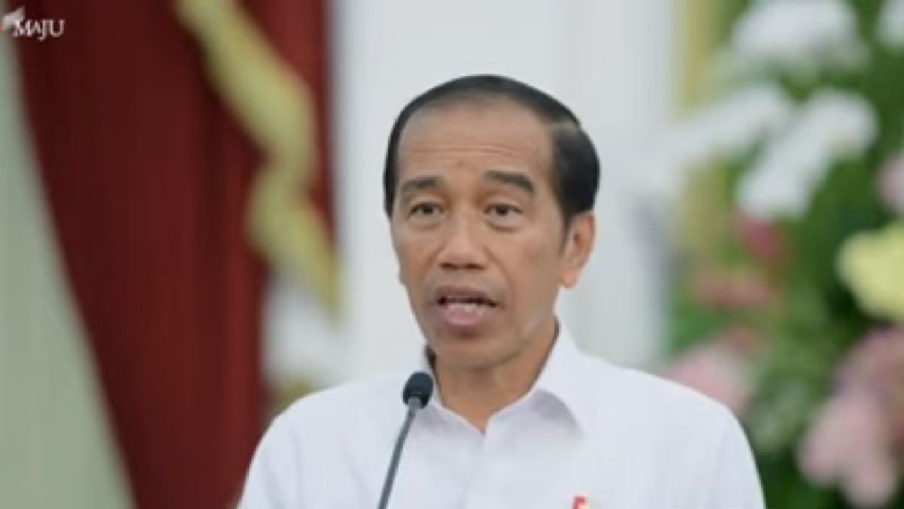 Tangkapan layar - Presiden Joko Widodo saat menyampaikan informasi terkait pengungsi Rohingya dalam konferensi pers diikuti dalam jaringan di Jakarta, Jumat (8/12/2023). ANTARA/Andi Firdaus.