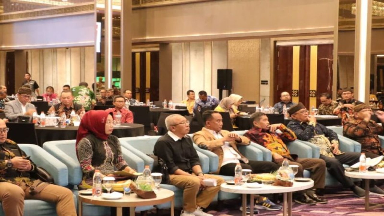 Raker Tim Percepatan dan Perluasan Digitalisasi Daerah Kabupaten Probolinggo di Kota Surabaya pada 17-18 Desember 2023. ANTARA/HO-Diskominfo Kabupaten Probolinggo